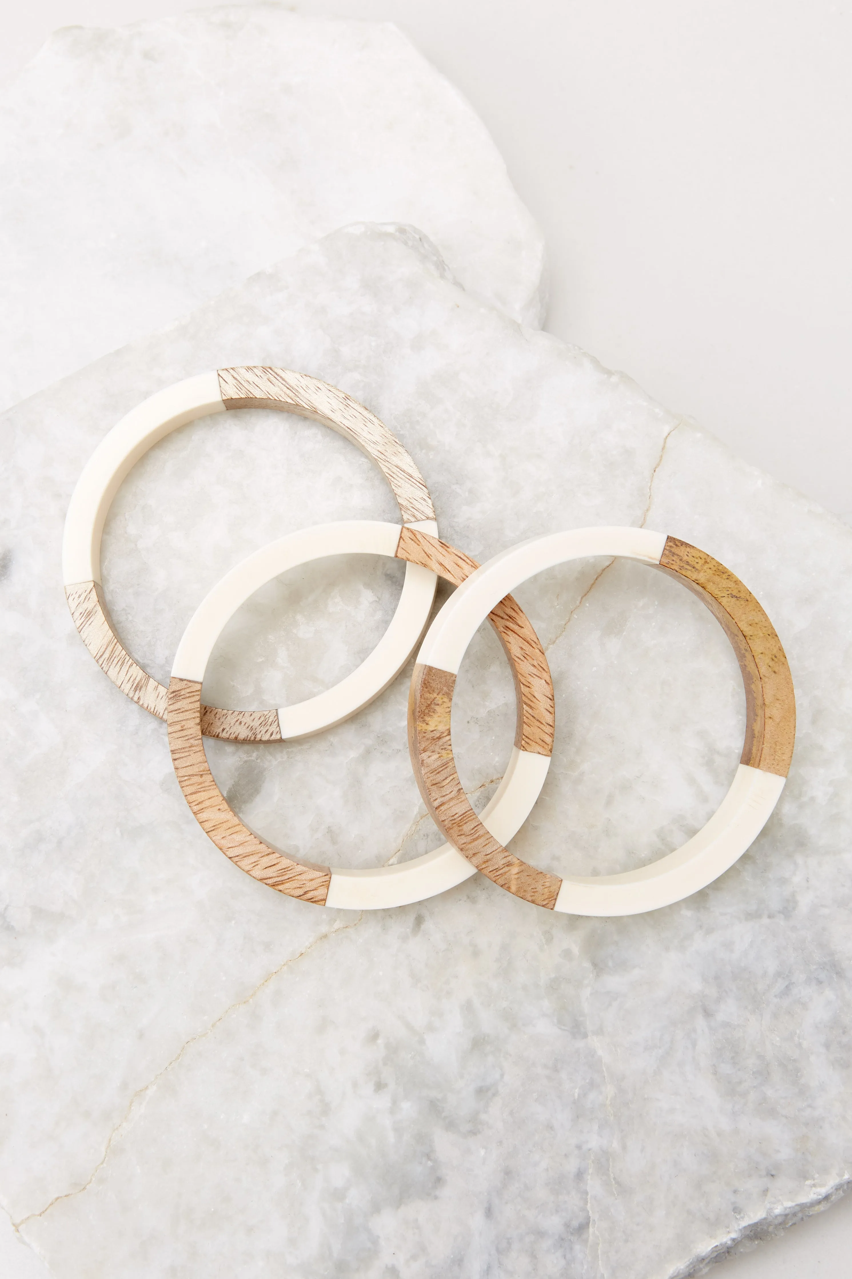 Cool Trends Ivory And Brown Bracelet