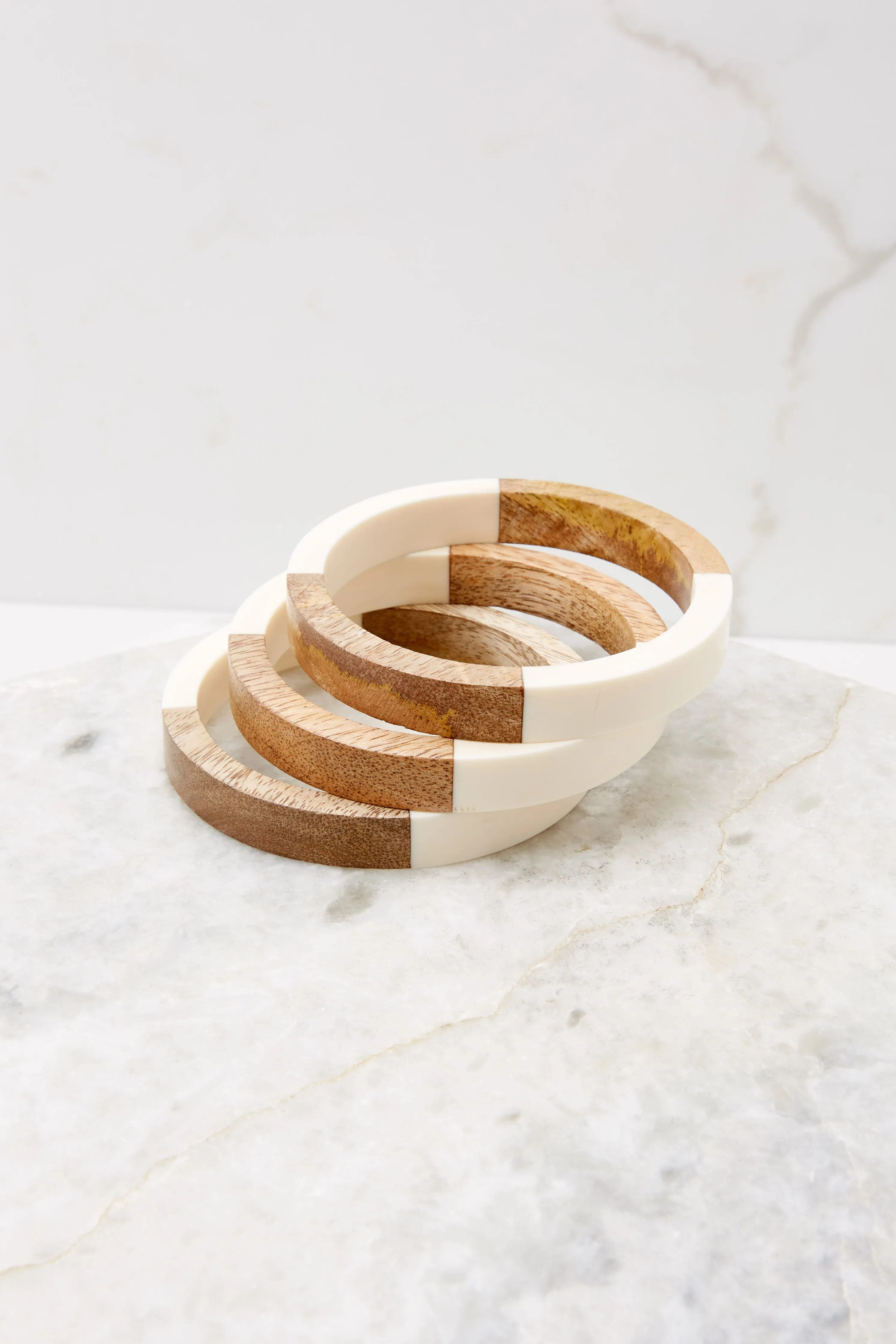 Cool Trends Ivory And Brown Bracelet