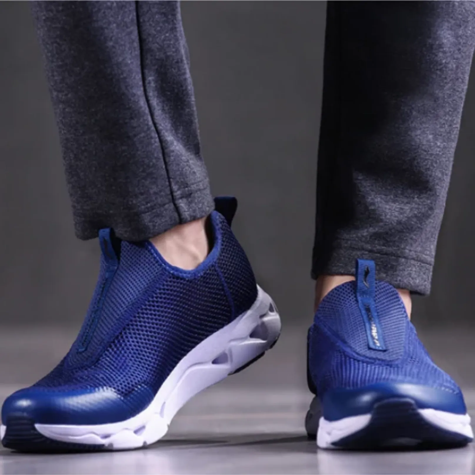 Men's Breathable Light Sport Sneakers