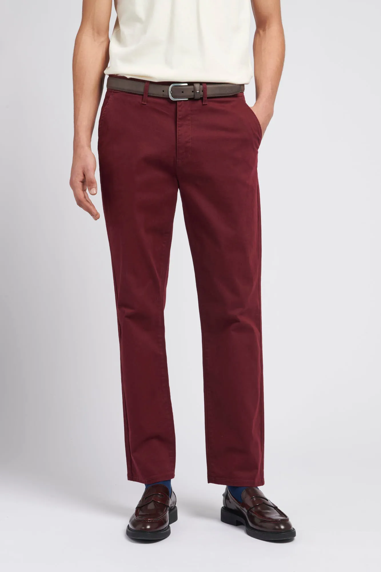 Mens Everyday Chino in Windsor Wine