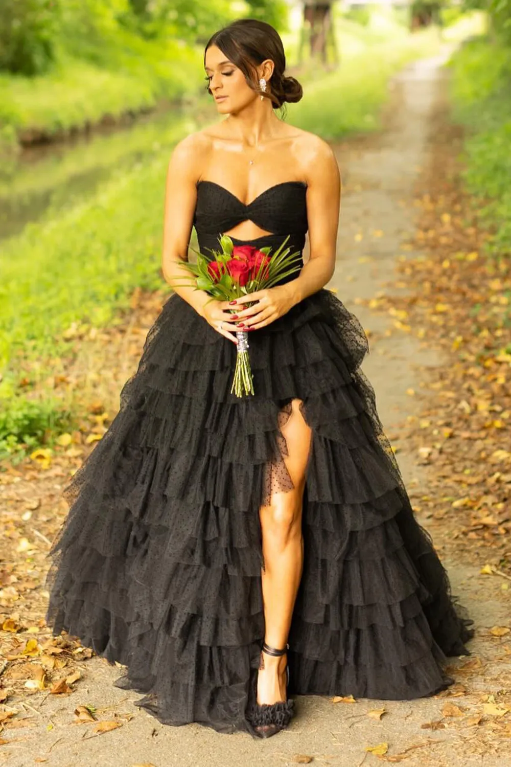 Serendip | A Line Black Tiered Tulle Sweetheart Long Prom Dresses with Slit