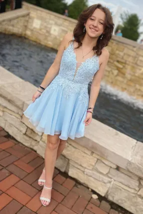 Sky Blue V Neck Tulle Short Homecoming Dresses with Appliques