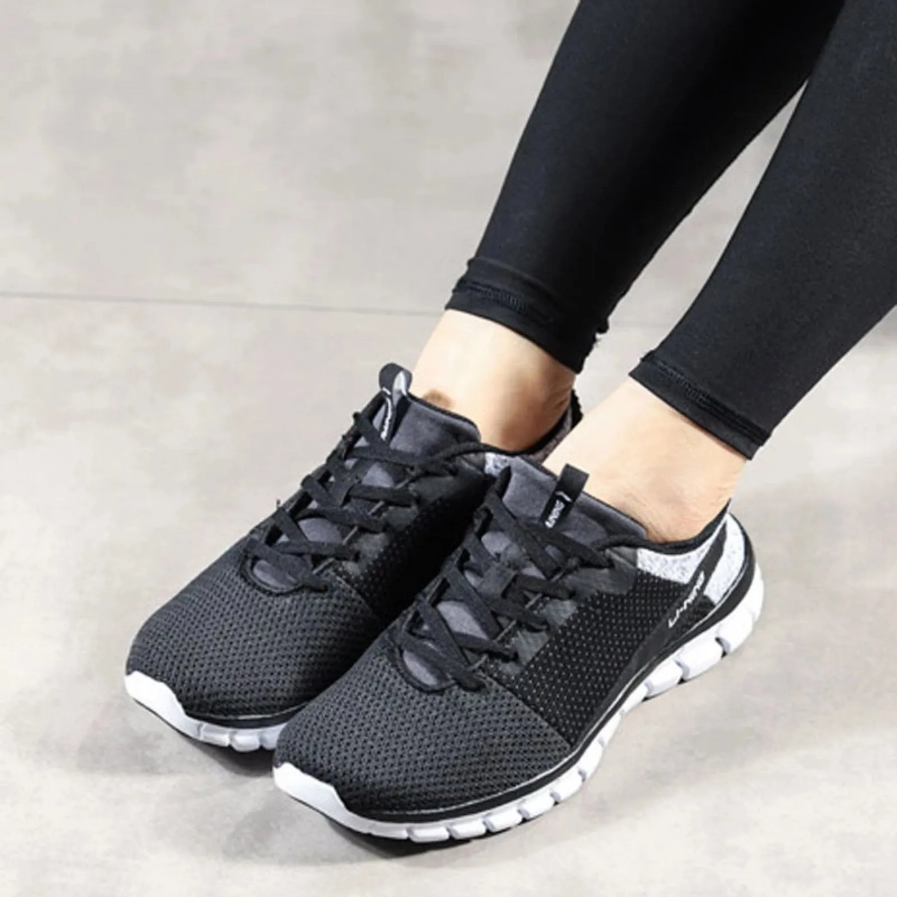 Women's Breathable Sport Light Sneakers